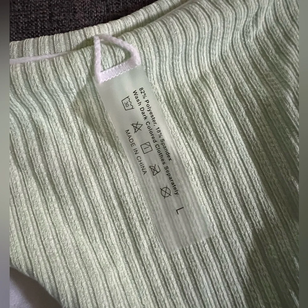 Bogo💞 light green bikini - Picture 3 of 3